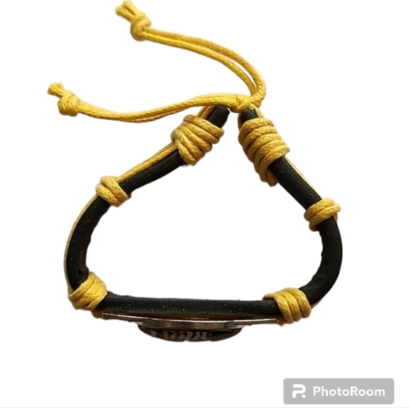 LEATHER and Rope "Hope" bracelet Proceeds donated to the Canadian Cancer Society - Picture 2 of 3